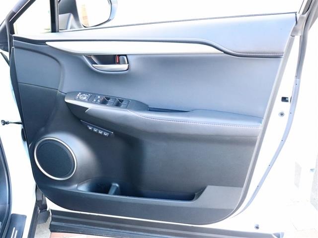 レクサス ＮＸ２００ｔ Ｆスポーツ H28年 (関東) 99