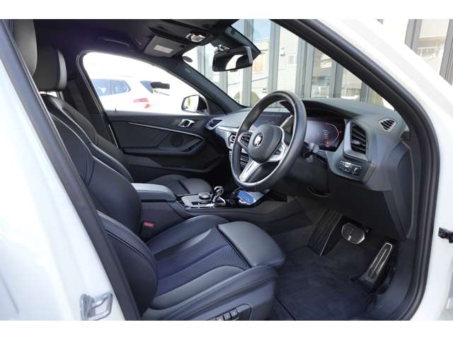 ＢＭＷ １シリーズ １１８Ｄ Ｍスポーツ ディーゼルターボ R6年 (近畿) 99