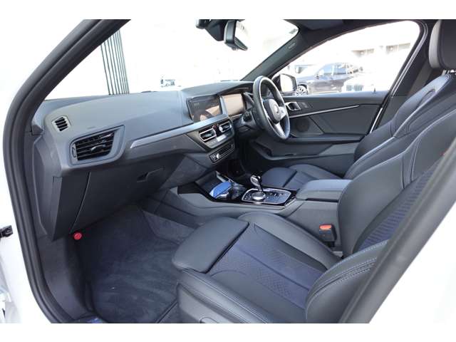 ＢＭＷ １シリーズ １１８Ｄ Ｍスポーツ ディーゼルターボ R6年 (近畿) 99