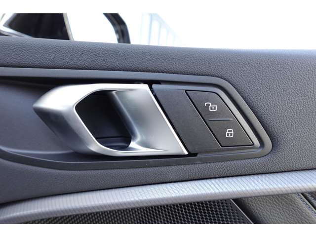 ＢＭＷ １シリーズ １１８Ｄ Ｍスポーツ ディーゼルターボ R6年 (近畿) 99