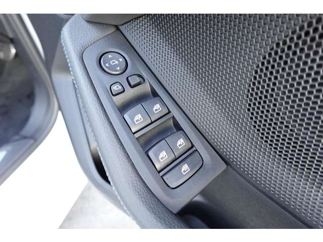 ＢＭＷ １シリーズ １１８Ｄ Ｍスポーツ ディーゼルターボ R6年 (近畿) 99