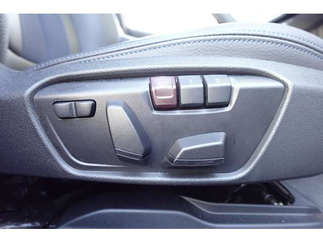 ＢＭＷ １シリーズ １１８Ｄ Ｍスポーツ ディーゼルターボ R6年 (近畿) 99