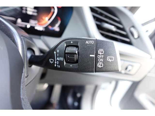 ＢＭＷ １シリーズ １１８Ｄ Ｍスポーツ ディーゼルターボ R6年 (近畿) 99