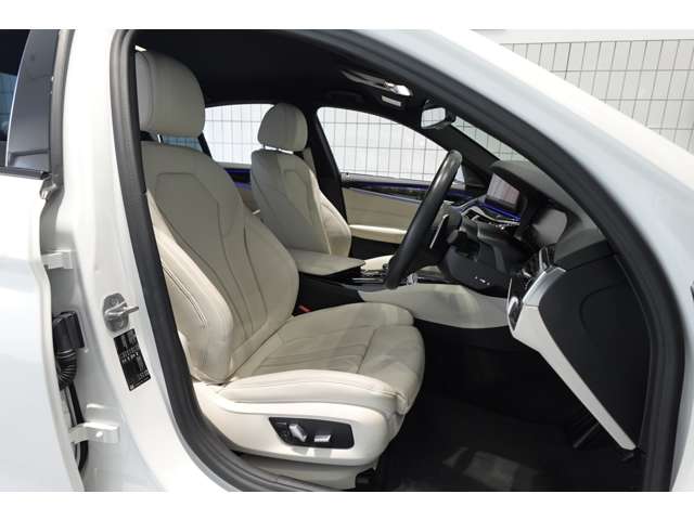 ＢＭＷ ５シリーズ ５３０ｉ　Ｍスポーツ R3年 (近畿) 99