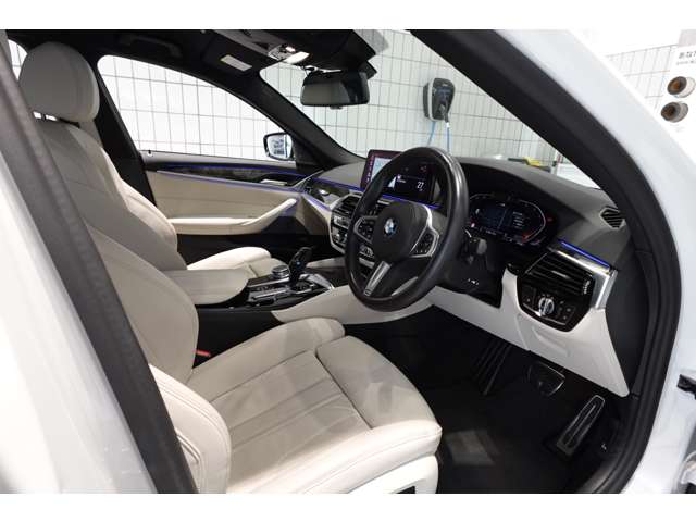 ＢＭＷ ５シリーズ ５３０ｉ　Ｍスポーツ R3年 (近畿) 99