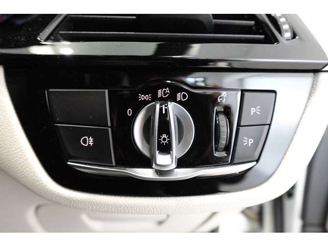 ＢＭＷ ５シリーズ ５３０ｉ　Ｍスポーツ R3年 (近畿) 99