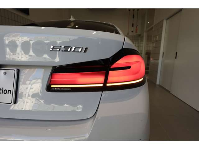 ＢＭＷ ５シリーズ ５３０ｉ　Ｍスポーツ R3年 (近畿) 99