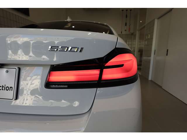 ＢＭＷ ５シリーズ ５３０ｉ　Ｍスポーツ R3年 (近畿) 99