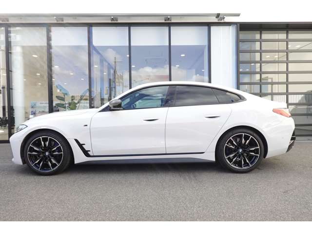 ＢＭＷ ４シリーズ Ｍ４４０Ｉ Ｘドライブ ４ＷＤ R4年 (近畿) 99