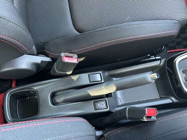 スズキ スイフト スポーツ １．４ R5年 (東海) 99