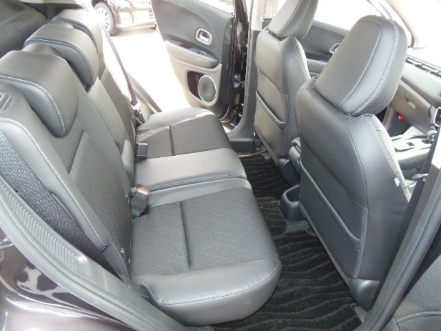 ホンダ ヴェゼル １．５ ハイブリッド Ｚ ホンダセンシング R2年 (東海) 99