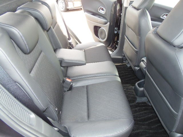 ホンダ ヴェゼル １．５ ハイブリッド Ｚ ホンダセンシング R2年 (東海) 99