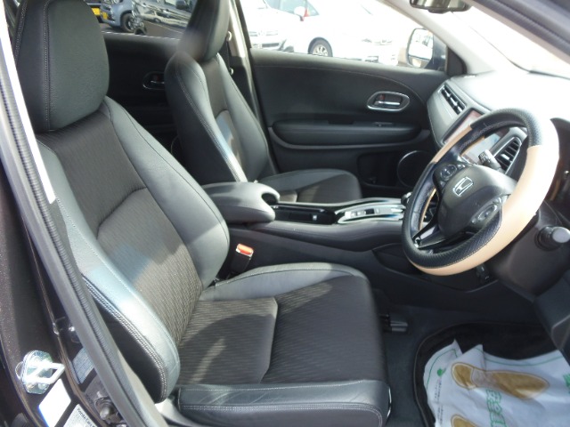 ホンダ ヴェゼル １．５ ハイブリッド Ｚ ホンダセンシング R2年 (東海) 99