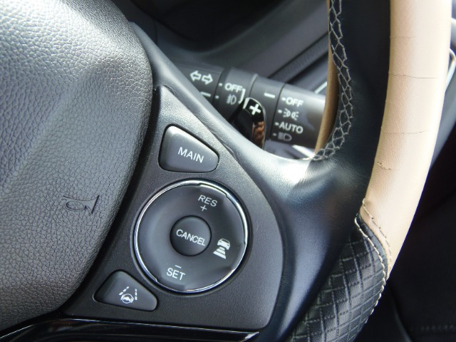 ホンダ ヴェゼル １．５ ハイブリッド Ｚ ホンダセンシング R2年 (東海) 99