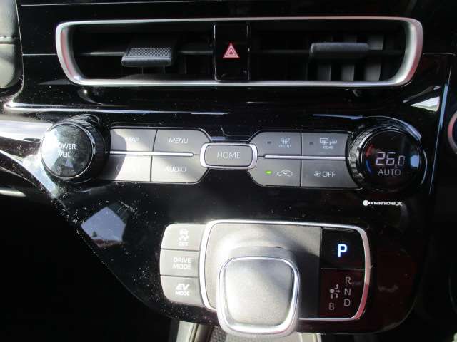 トヨタ アクア １．５ Ｚ R5年 (中国) 99