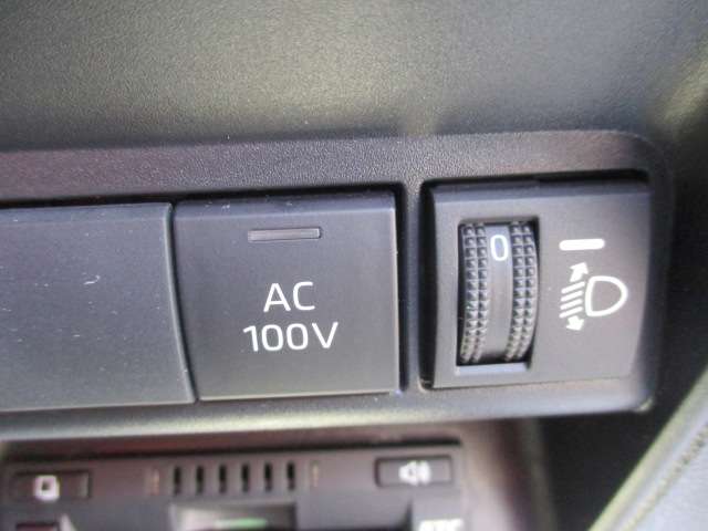 トヨタ アクア １．５ Ｚ R5年 (中国) 99