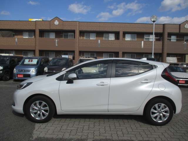 トヨタ アクア １．５ Ｚ R5年 (中国) 99