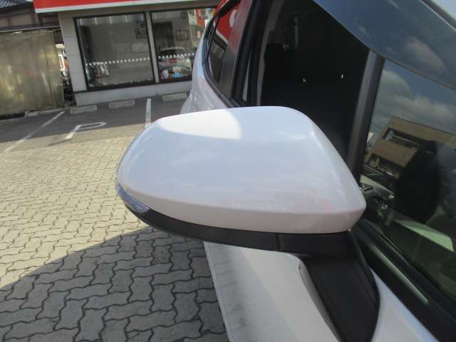 トヨタ アクア １．５ Ｚ R5年 (中国) 99