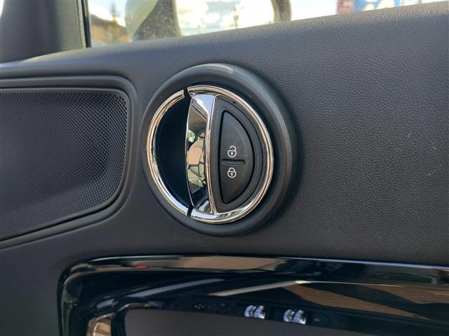 ミニ ミニクロスオーバー クーパー Ｄ オール４ ４ＷＤ H29年 (東北) 99