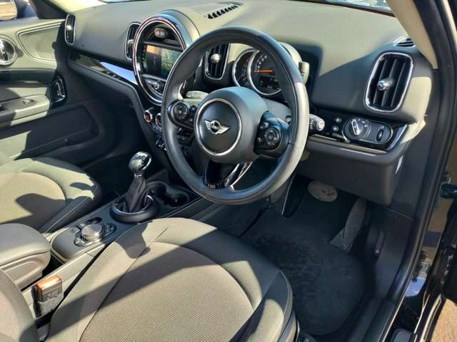 ミニ ミニクロスオーバー クーパー Ｄ オール４ ４ＷＤ H29年 (東北) 99