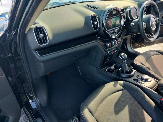 ミニ ミニクロスオーバー クーパー Ｄ オール４ ４ＷＤ H29年 (東北) 99