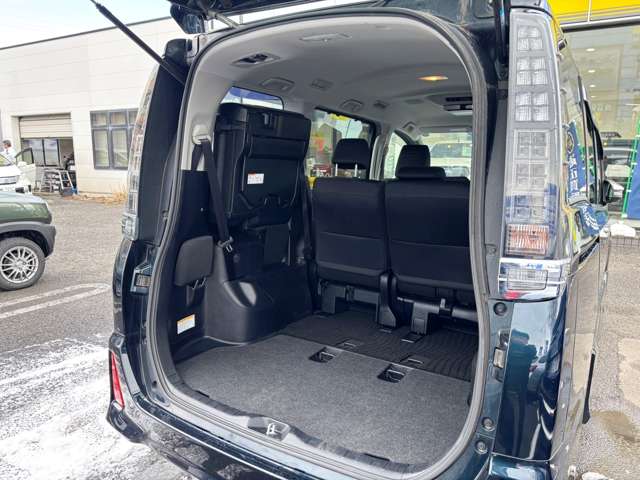 トヨタ ヴォクシー ２．０ ＺＳ 煌 ４ＷＤ H28年 (東北) 99