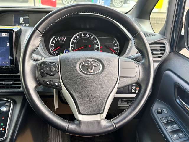 トヨタ ヴォクシー ２．０ ＺＳ 煌 ４ＷＤ H28年 (東北) 99