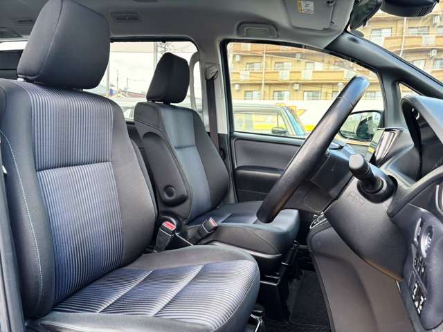 トヨタ ヴォクシー ２．０ ＺＳ 煌 ４ＷＤ H28年 (東北) 99