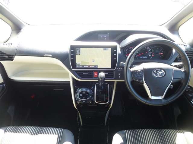 トヨタ ノア ２．０ ＳＩ ＷＸＢＩＩ R2年 (東北) 99