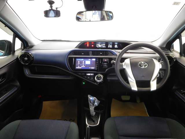 トヨタ アクア １．５ Ｓ H28年 (九州・沖縄) 99