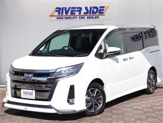 トヨタ ノア ２．０ ＳＩ ＷＸＢ H30年 (関東) 99