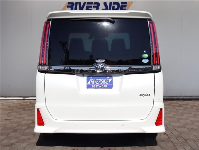 トヨタ ノア ２．０ ＳＩ ＷＸＢ H30年 (関東) 99