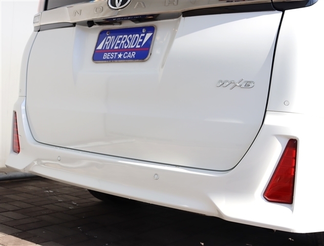 トヨタ ノア ２．０ ＳＩ ＷＸＢ H30年 (関東) 99