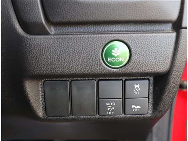 ホンダ フィット　ハイブリッド １．５ ハイブリッド Ｓパッケージ H27年 (関東) 99