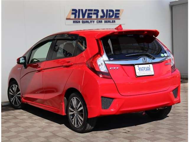 ホンダ フィット　ハイブリッド １．５ ハイブリッド Ｓパッケージ H27年 (関東) 99