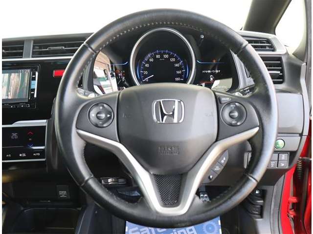 ホンダ フィット　ハイブリッド １．５ ハイブリッド Ｓパッケージ H27年 (関東) 99