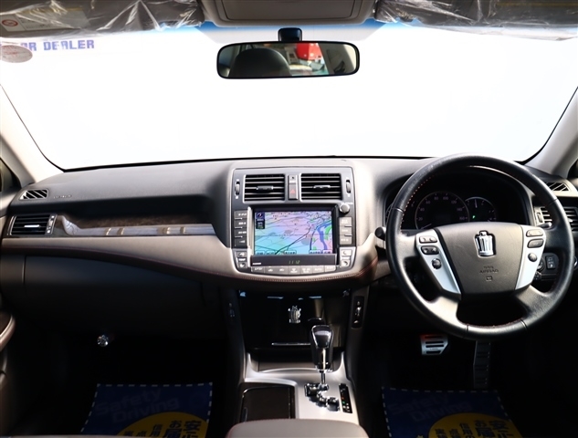 トヨタ クラウンアスリート ２．５ プレミアムエディション H24年 (関東) 99