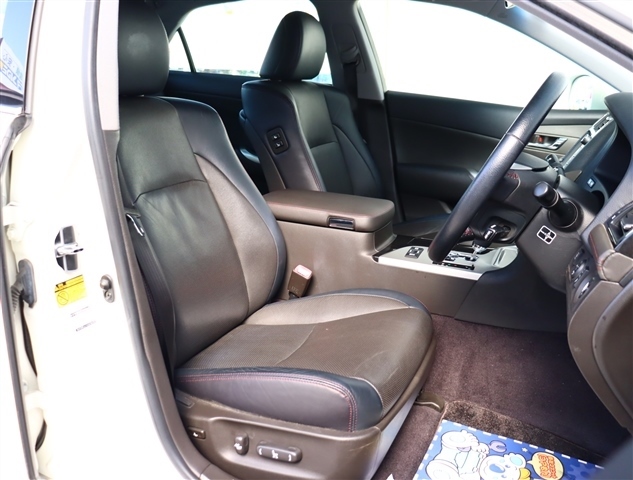 トヨタ クラウンアスリート ２．５ プレミアムエディション H24年 (関東) 99