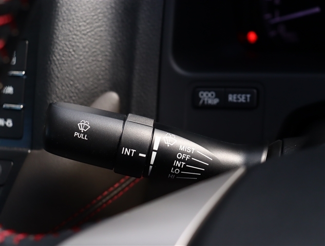 トヨタ クラウンアスリート ２．５ プレミアムエディション H24年 (関東) 99