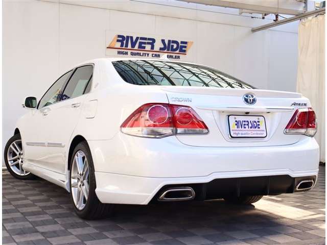 トヨタ クラウンアスリート ２．５ プレミアムエディション H24年 (関東) 99