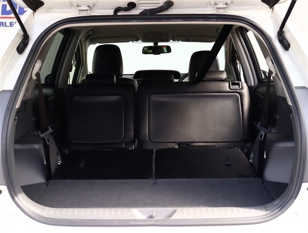 トヨタ プリウスΑ １．８ Ｓ H26年 (関東) 99