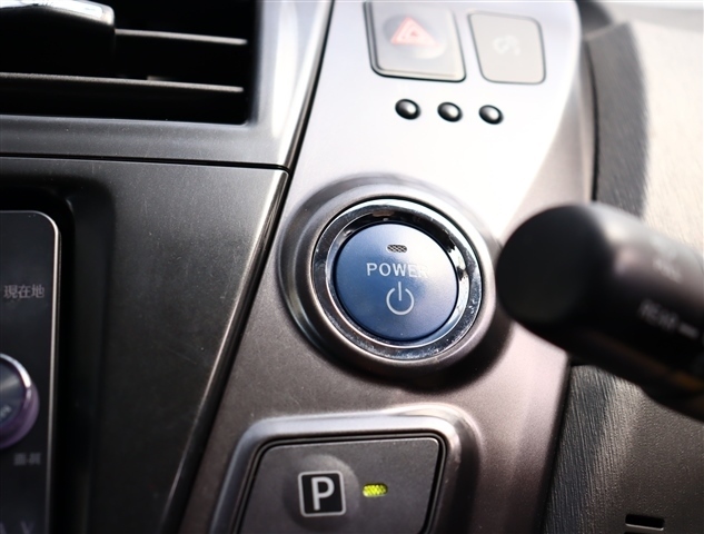 トヨタ プリウスΑ １．８ Ｓ H26年 (関東) 99