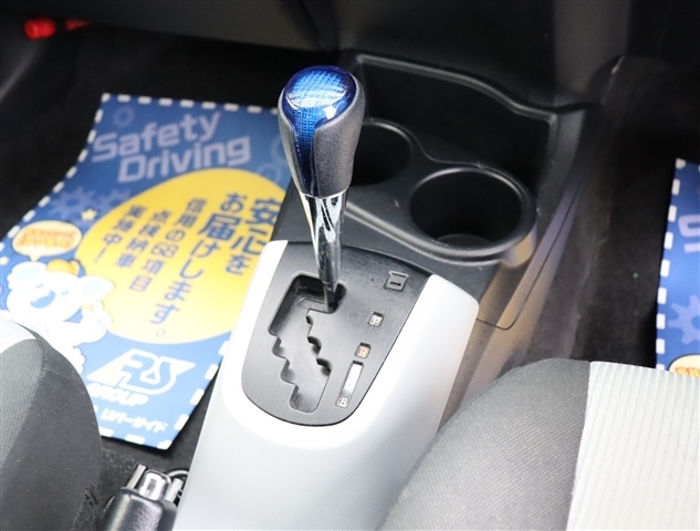 トヨタ アクア １．５ Ｓ H25年 (関東) 99