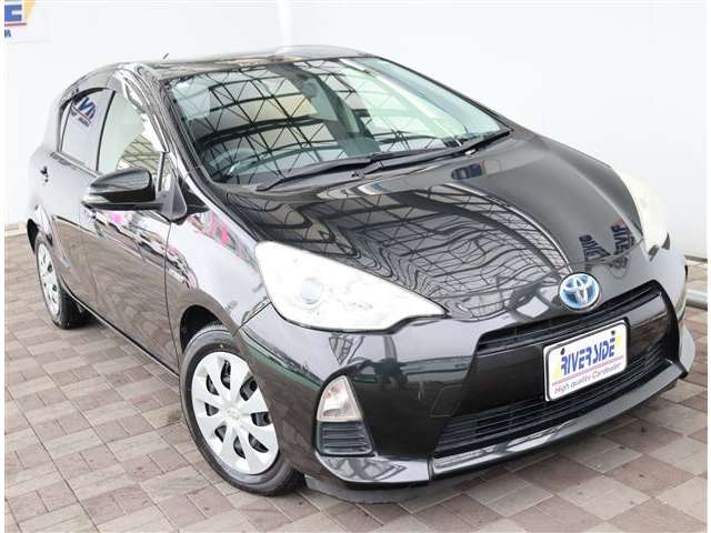 トヨタ アクア １．５ Ｓ H25年 (関東) 99