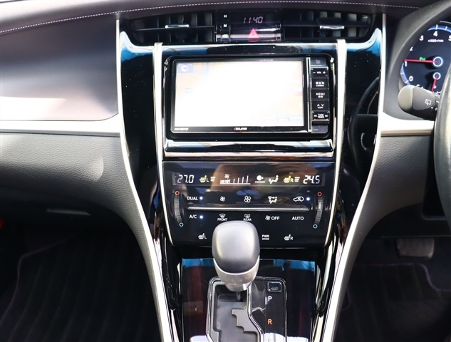 トヨタ ハリアー ２．０ プレミアム H27年 (関東) 99