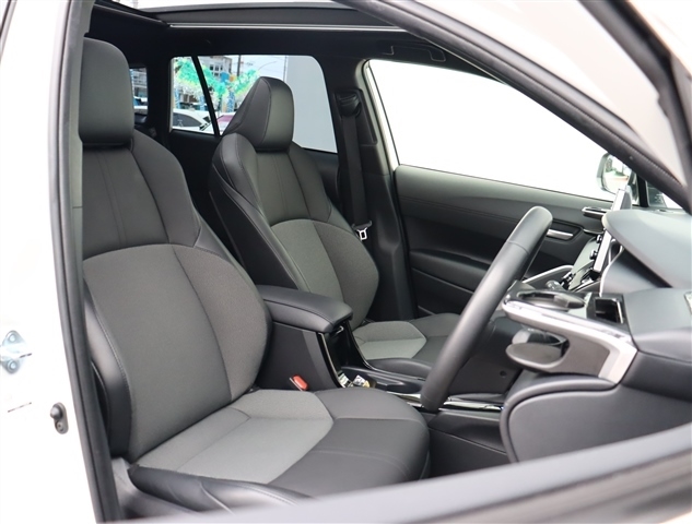 トヨタ カローラクロス　ハイブリッド １．８ ハイブリッド Ｚ R3年 (関東) 99