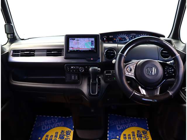 ホンダ Ｎ　ＢＯＸ カスタム ６６０ Ｌ ターボ スタイルプラス ブラック R4年 (関東) 99