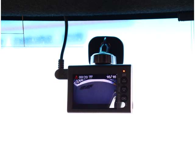 ホンダ Ｎ　ＢＯＸ カスタム ６６０ Ｌ ターボ スタイルプラス ブラック R4年 (関東) 99