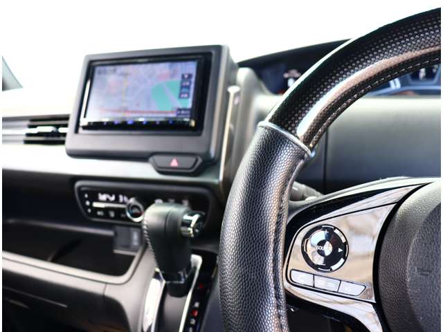 ホンダ Ｎ　ＢＯＸ カスタム ６６０ Ｌ ターボ スタイルプラス ブラック R4年 (関東) 99