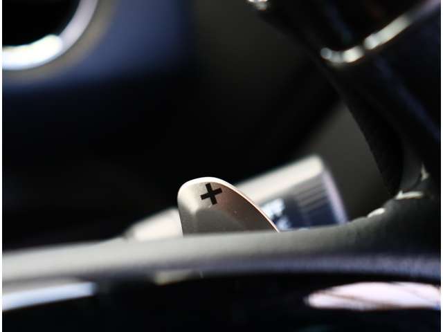 ホンダ Ｎ　ＢＯＸ カスタム ６６０ Ｌ ターボ スタイルプラス ブラック R4年 (関東) 99